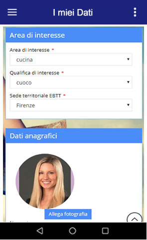 registrati e inserisci i tuoi dati 